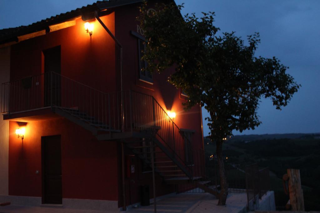 Poggio Dei Farinetti Panzió Diano dʼAlba Kültér fotó
