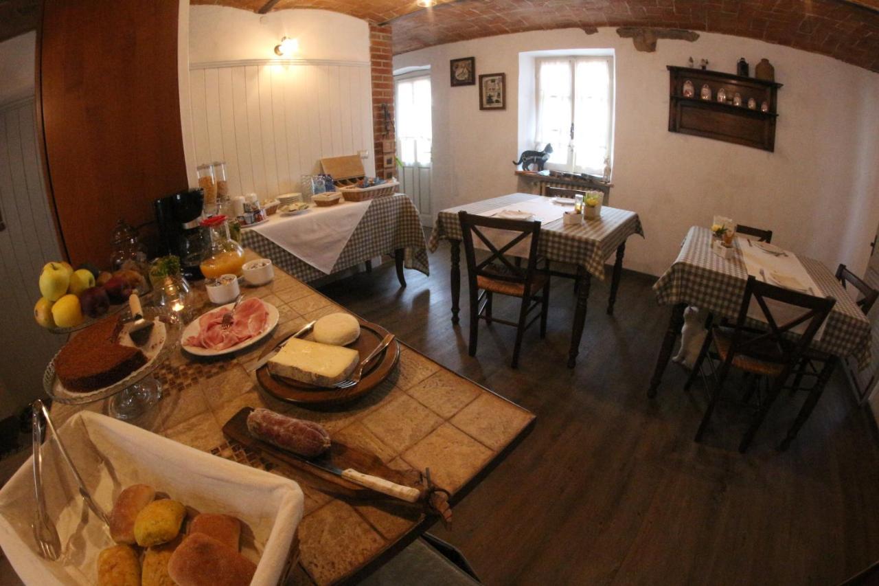 Poggio Dei Farinetti Panzió Diano dʼAlba Kültér fotó